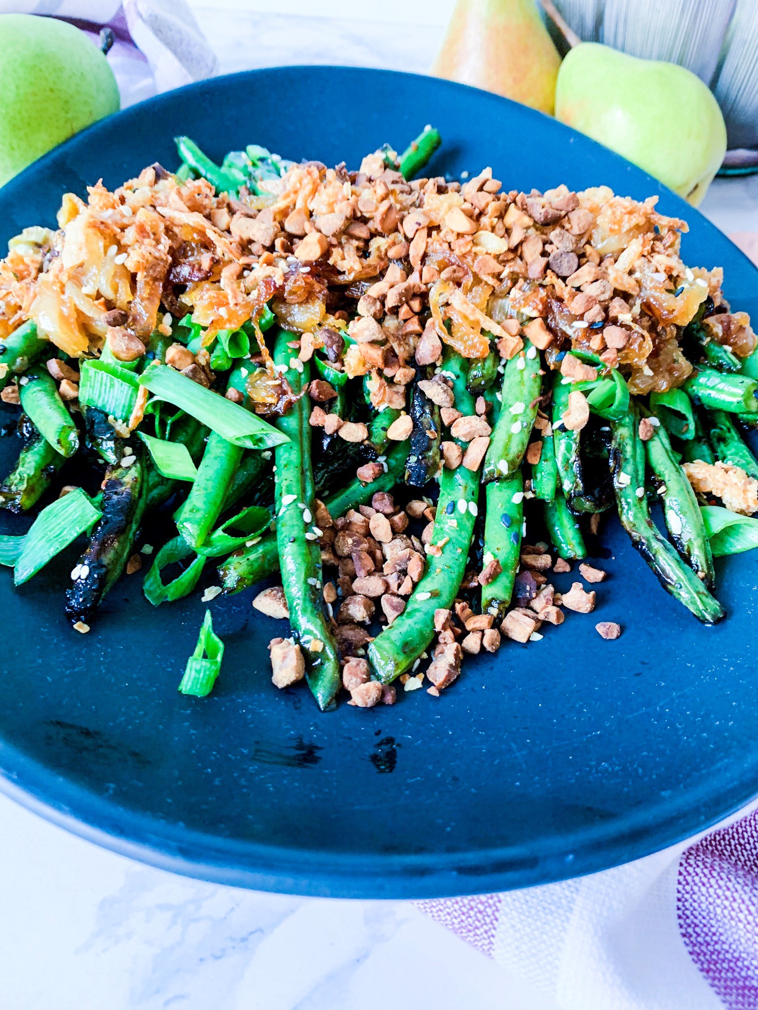 Spicy Grilled Green Beans With Caramelized Onions Thecommunalfeast