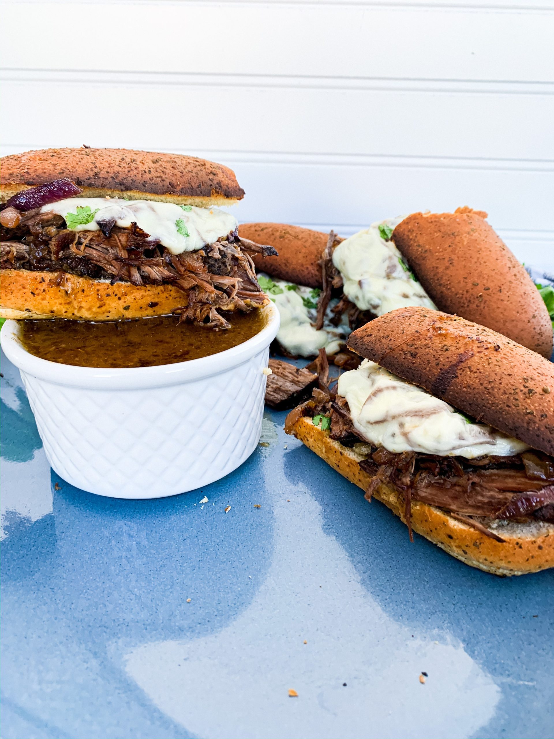 SLOW COOKER BEEF DIP SANDWICH