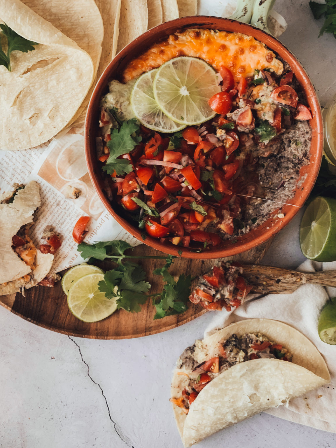 Warm Black Bean Dip - Thecommunalfeast.com