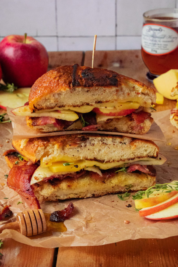 apple, bacon and gouda sandwich stack