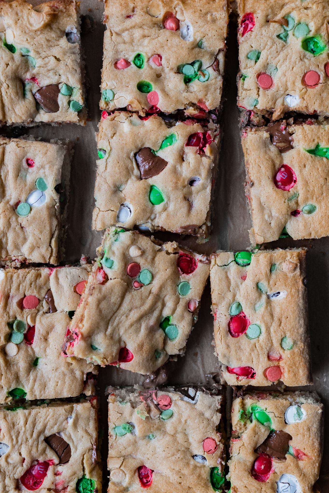 holiday blondies feature image
